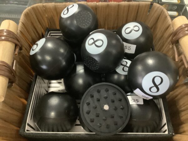 8 Ball Grinder